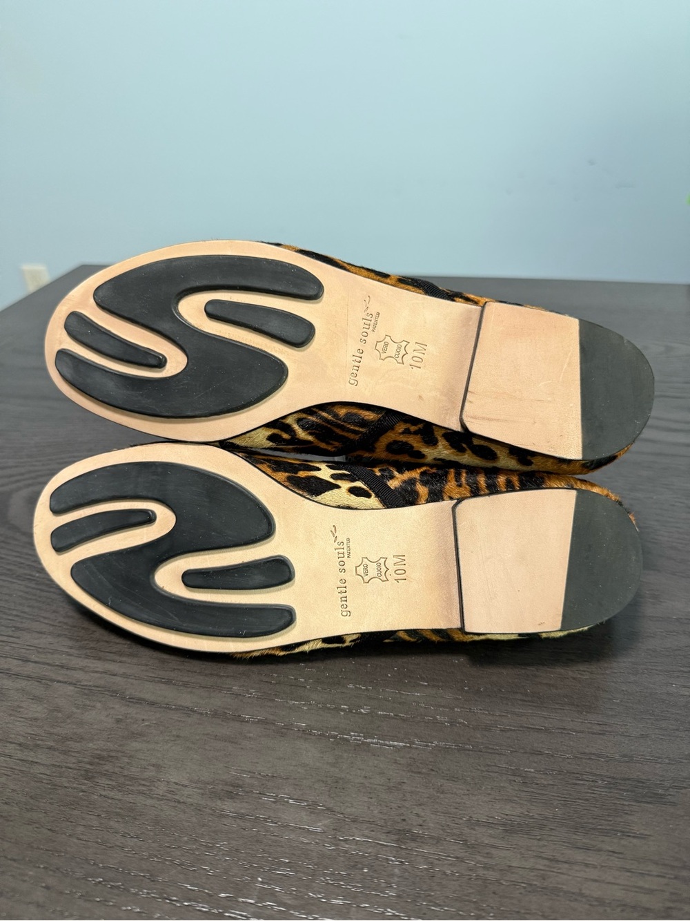 Gentle Souls Bailey Leopard Calf Hair Loafers Flats Women’s US 10M Slip On EUC - Picture 9 of 11
